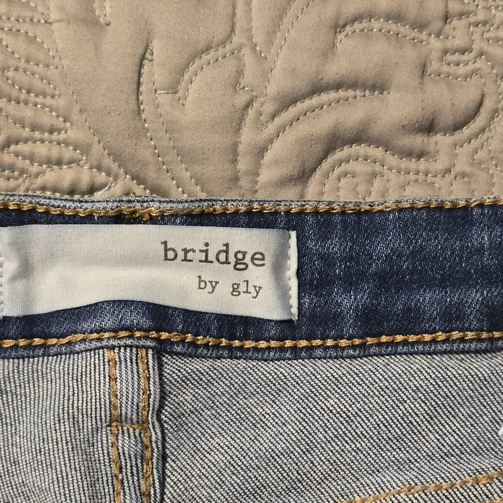 Bridge By Gly Blue Elliott High Rise Flare Women's Jeans Sz 27 / 29"  Inseam - Picture 4 of 5
